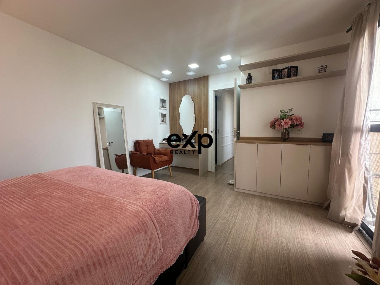 Apartamento para venda 92m² - 3 quartos, sendo 1 suíte em Jd. Marajoara!