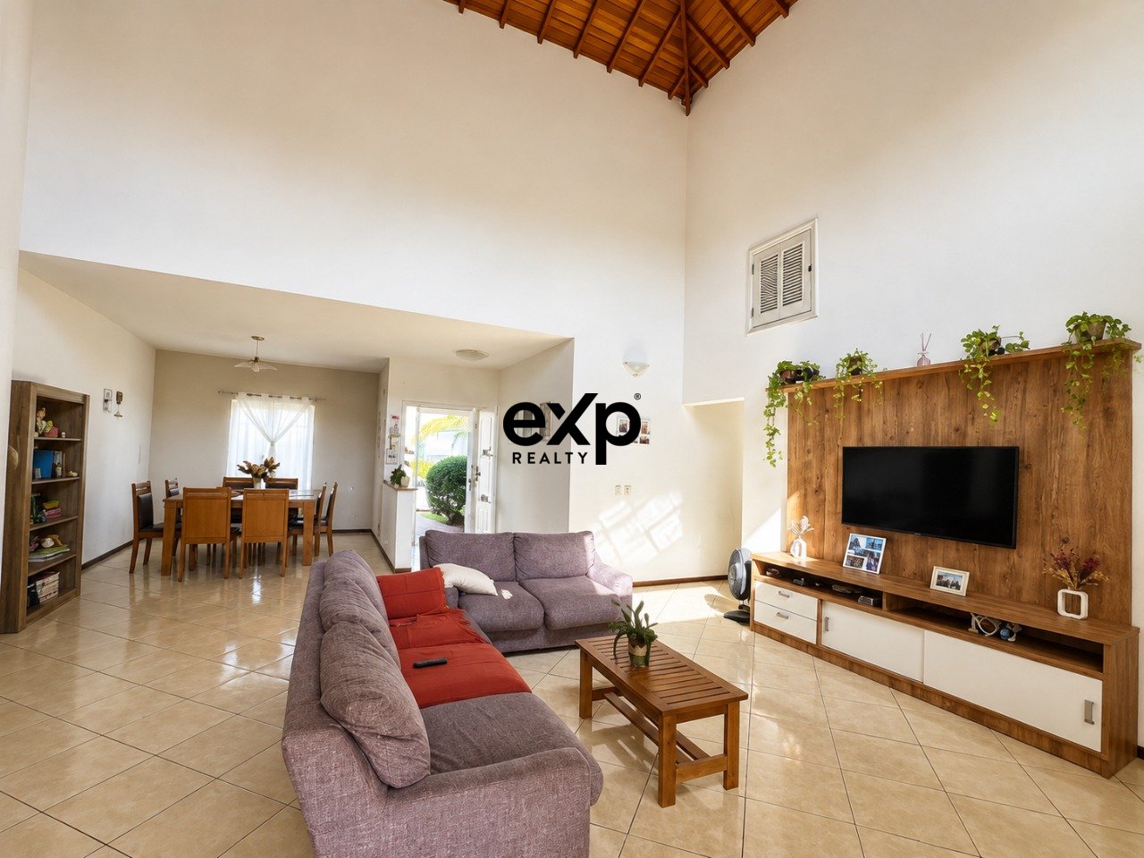 Excelente casa térrea no Jardim Ribeirão II - Parque dos Cafezais