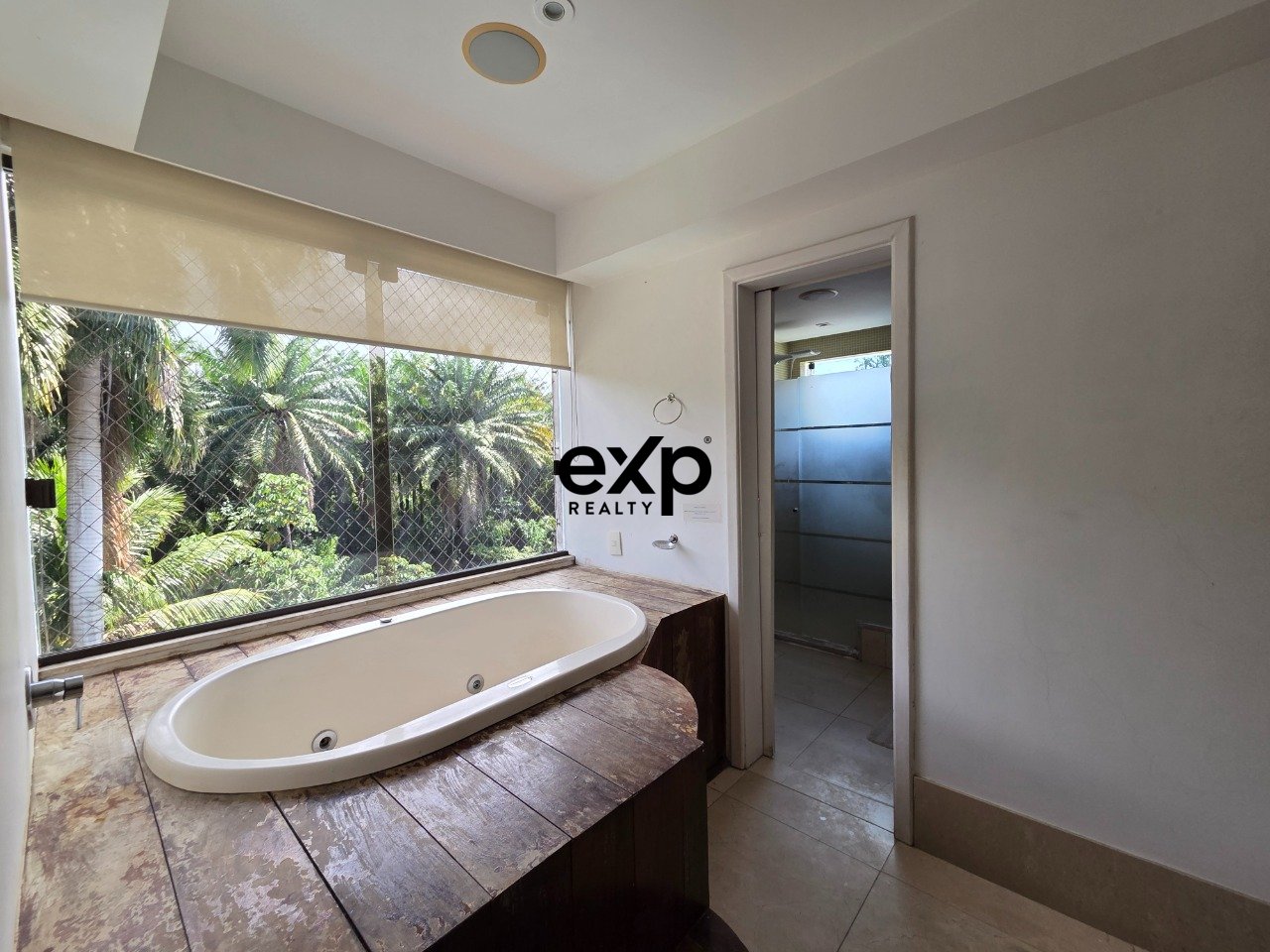 Condominium House for rent in Lauro de Freitas, Avenida Santos Dumont 1 Portão Lauro de Freitas 42712-900, 500 m²