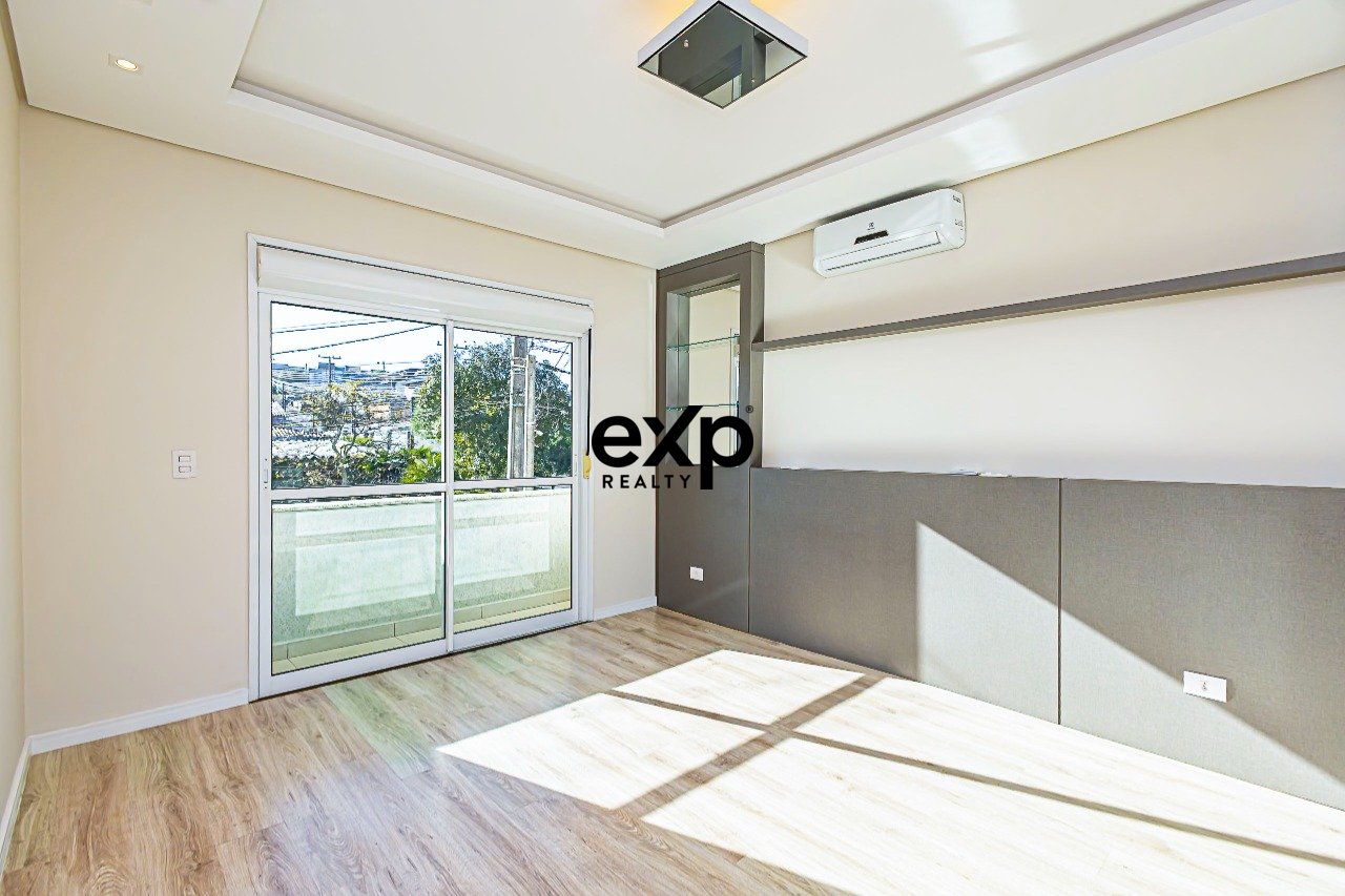 Casa em Condomínio à venda em Curitiba, Pedro Skora 312 Tingui Curitiba 82600-330, 286 m²