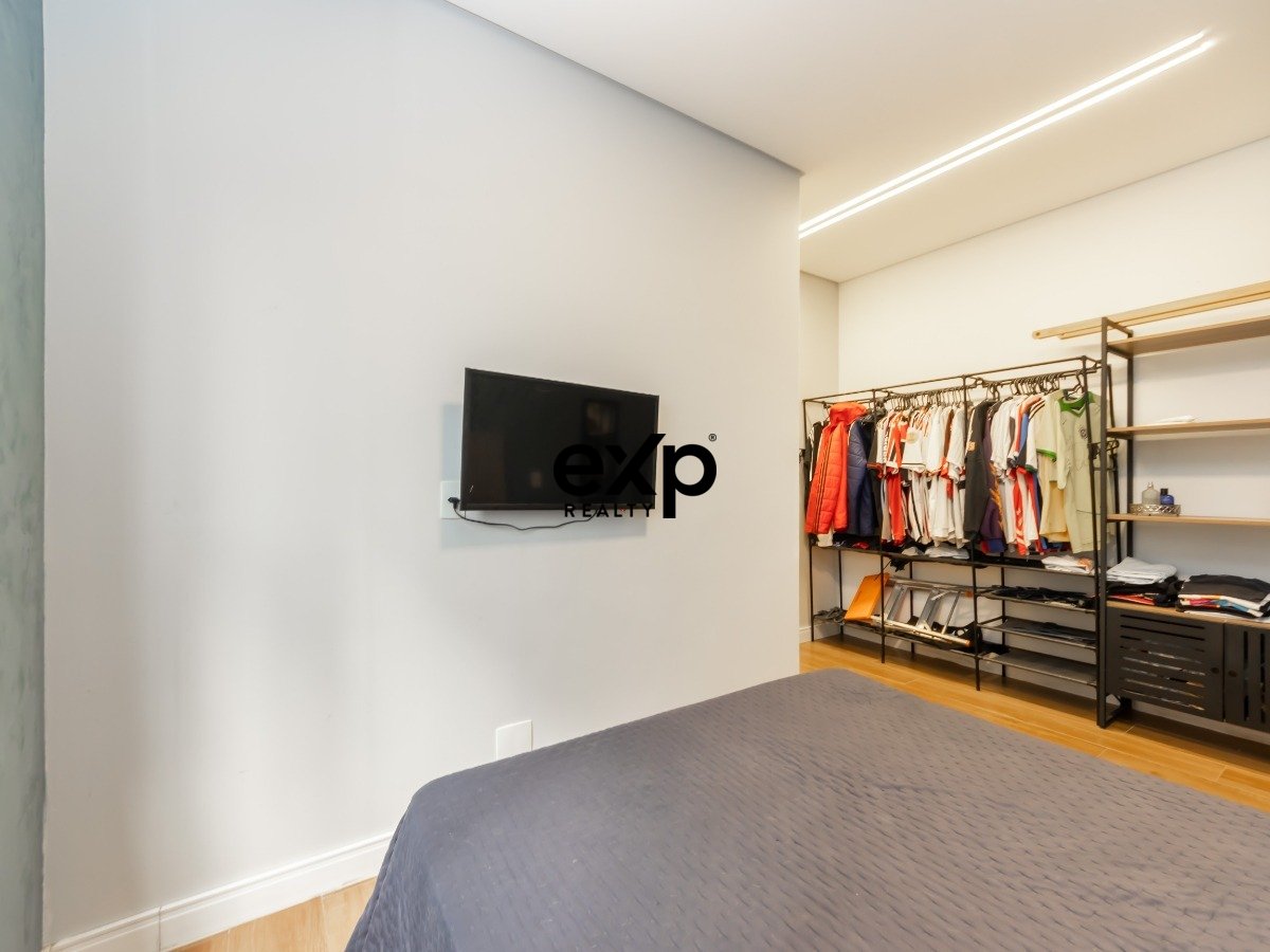 Apartamento à venda em Barueri, Rua Bonnard 222 Alphaville Empresarial Barueri 06465-134, 52 m²