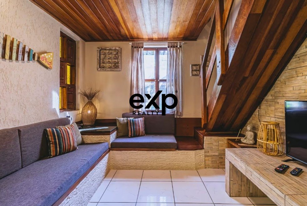 Duplex à venda em São Sebastião, Rua Pousada 120 Boiçucanga São Sebastião 11600-000, 60 m²