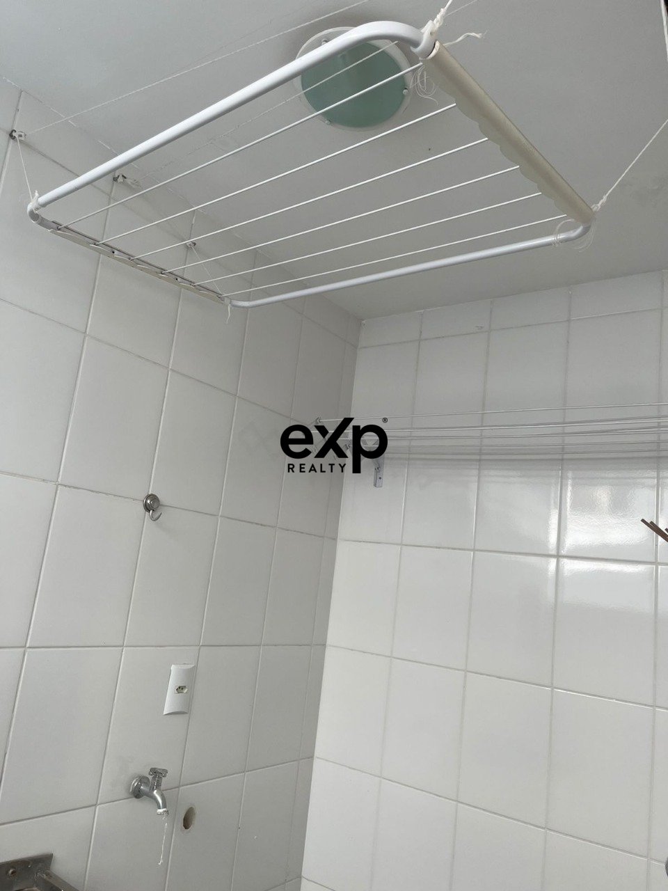Apartamento à venda em Salvador, Rua Luis Eduardo Magalhaes 11 itapoan Salvador 41630-700, 280 m²