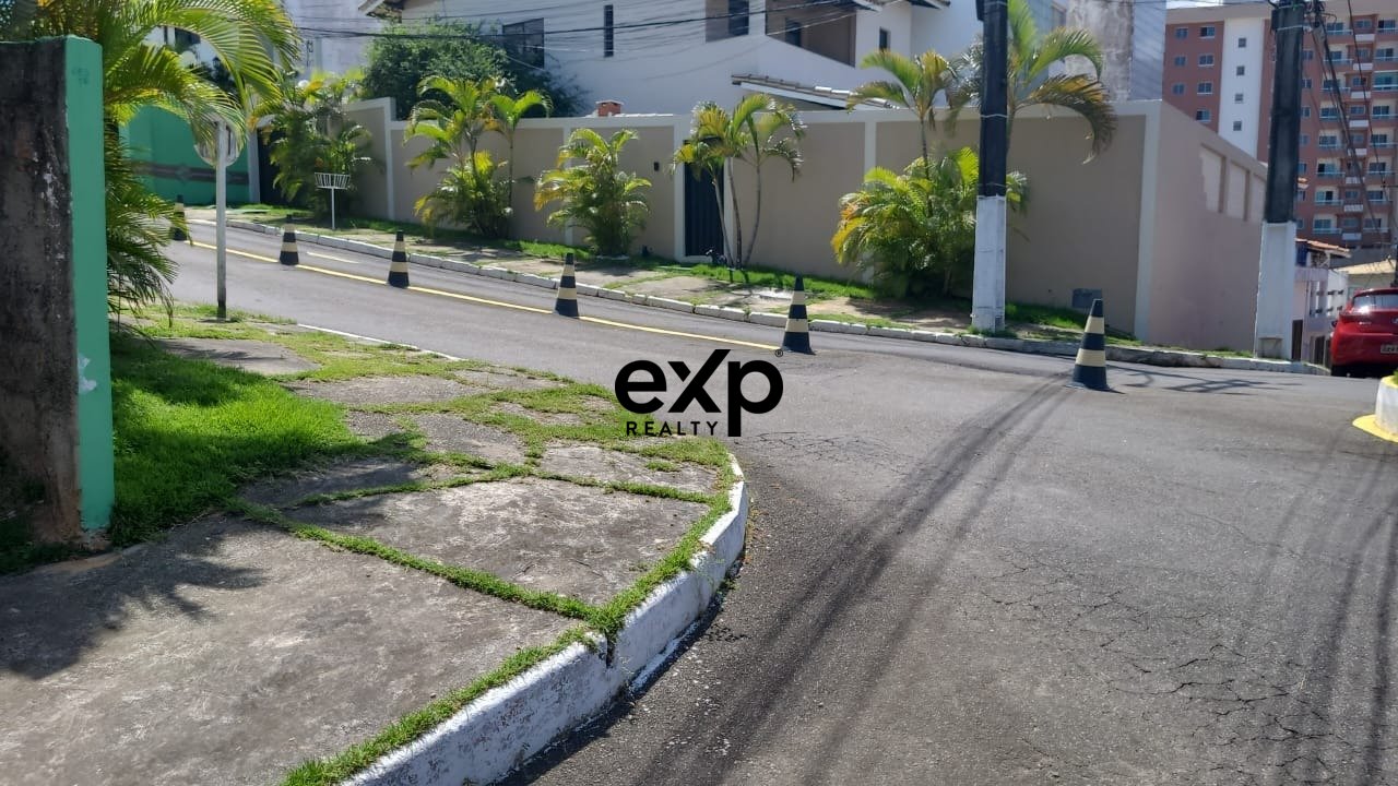 Apartamento à venda em Salvador, Rua Luis Eduardo Magalhaes 11 itapoan Salvador 41630-700, 280 m²