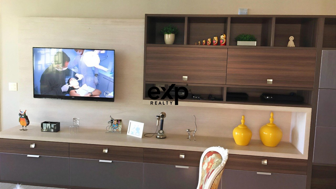 Apartamento à venda em Guarujá, Doutor Júlio Prestes de Albuquerque 463 Enseada Guarujá 11441-400, 130 m²