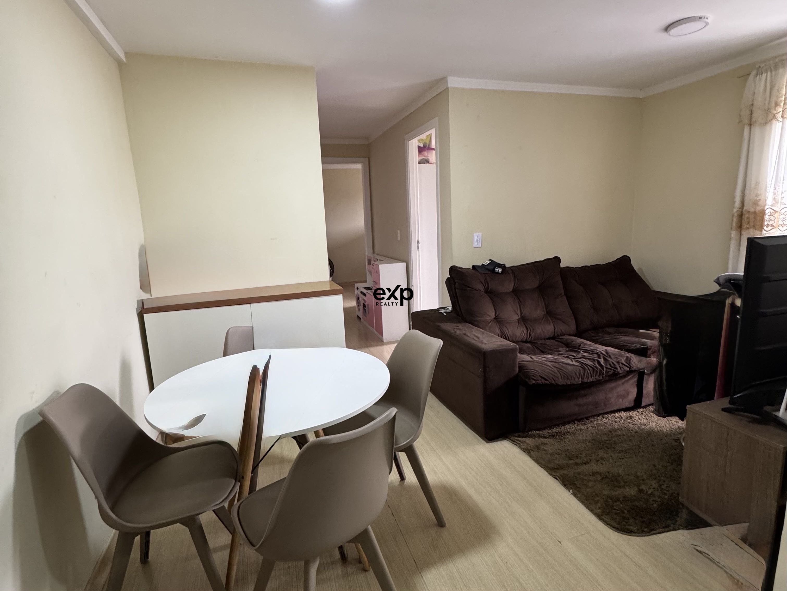 Apartamento à venda em Pinhais, Iraí 416 Weissópolis Pinhais 83321-000, 59 m²