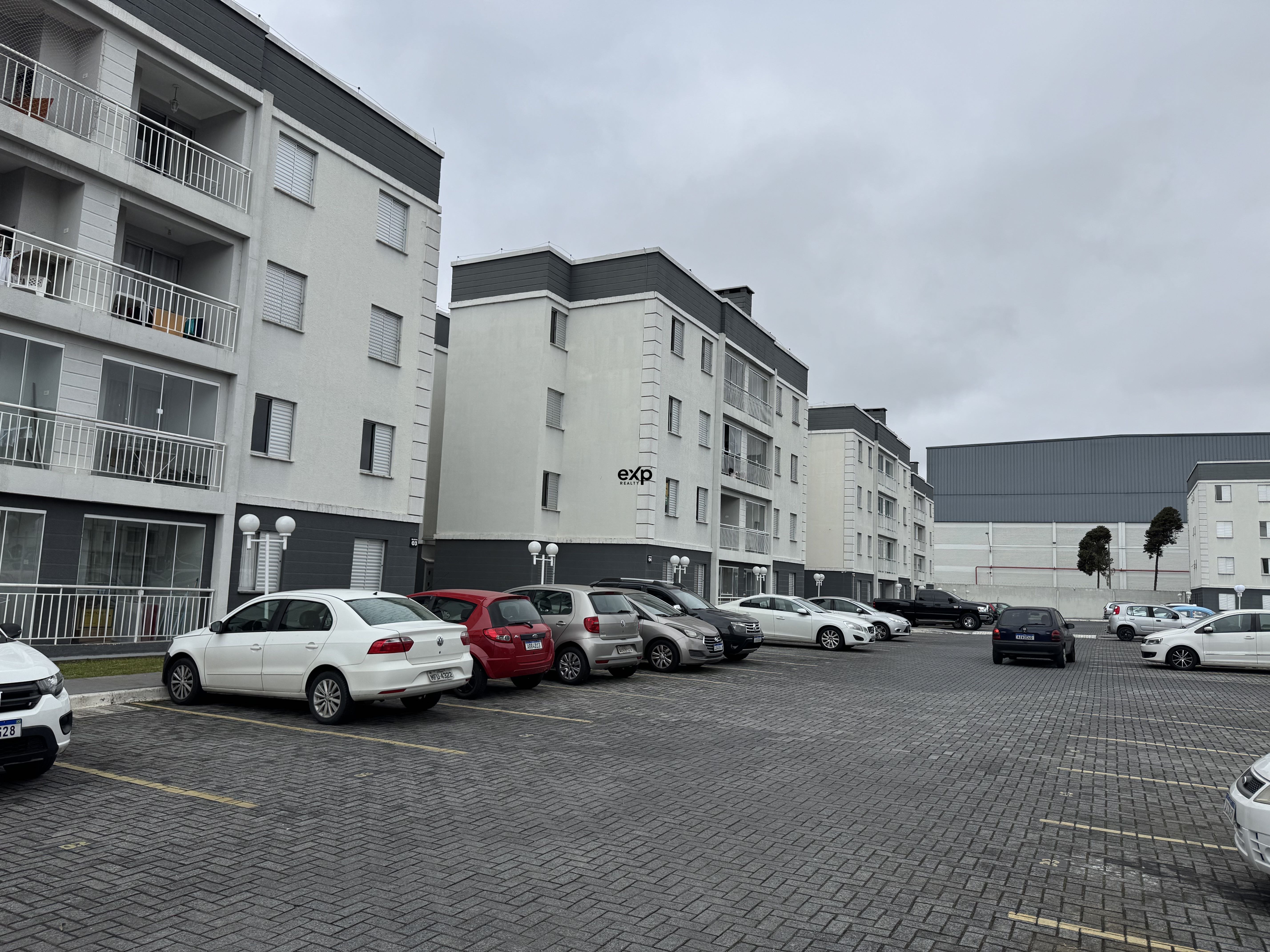 Apartamento à venda em Pinhais, Iraí 416 Weissópolis Pinhais 83321-000, 59 m²