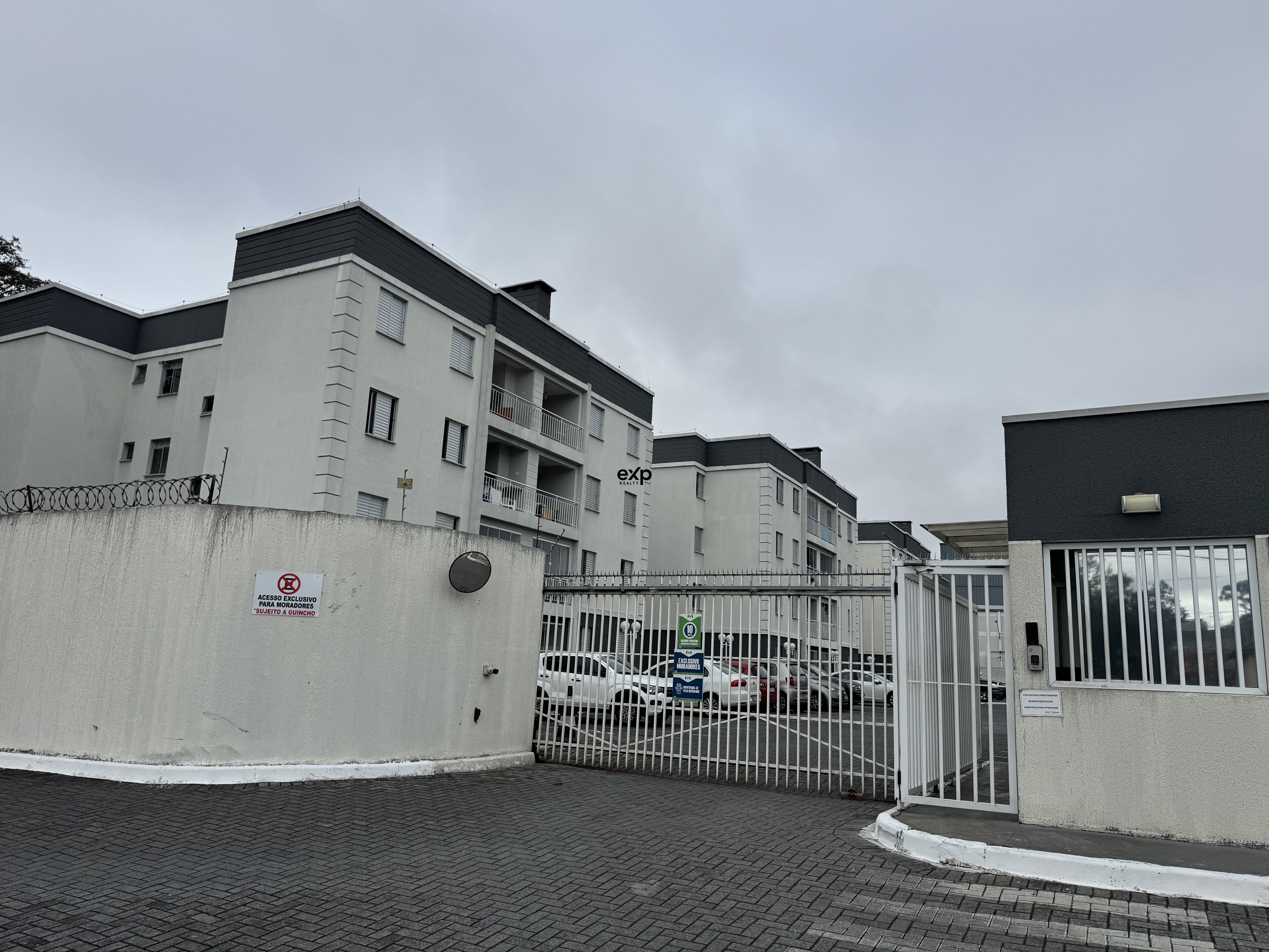 Apartamento à venda em Pinhais, Iraí 416 Weissópolis Pinhais 83321-000, 59 m²