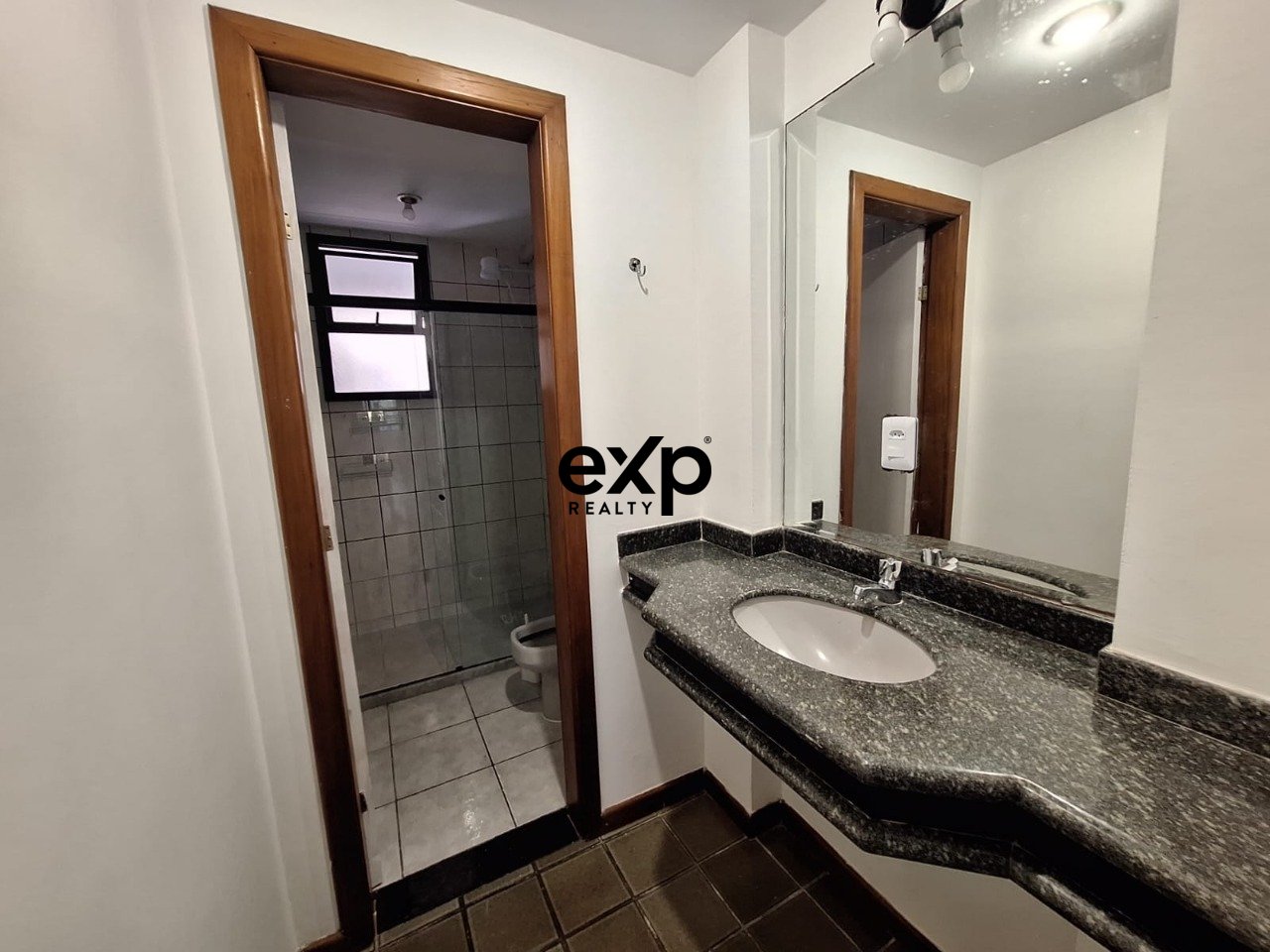 Apartamento para alugar em Vitória, Rua João Nunes Coelho 254 Mata da Praia Vitória 29065-490, 140 m²