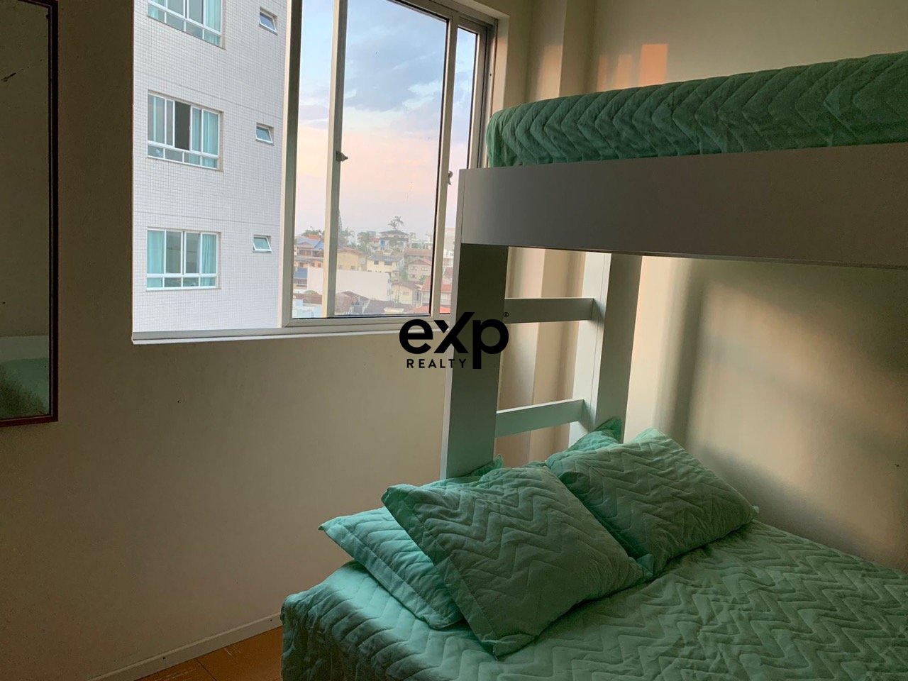 Apartamento à venda em Barra Velha, Bairro centro 7 Centro Barra Velha 88390-000, 37 m²