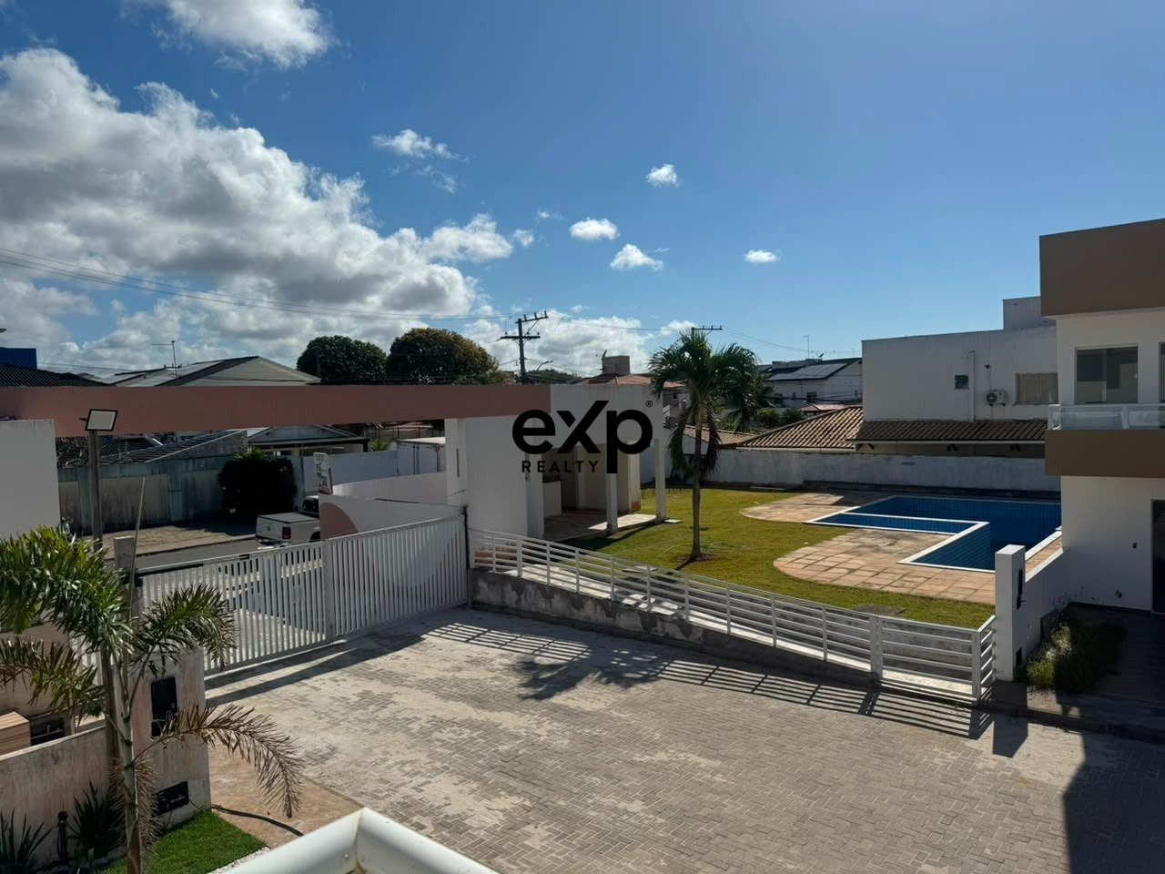DUPLEX HOUSE with 4 SUITES, EAST-FACING at FOZ DO JOANES in BURAQUINHO
