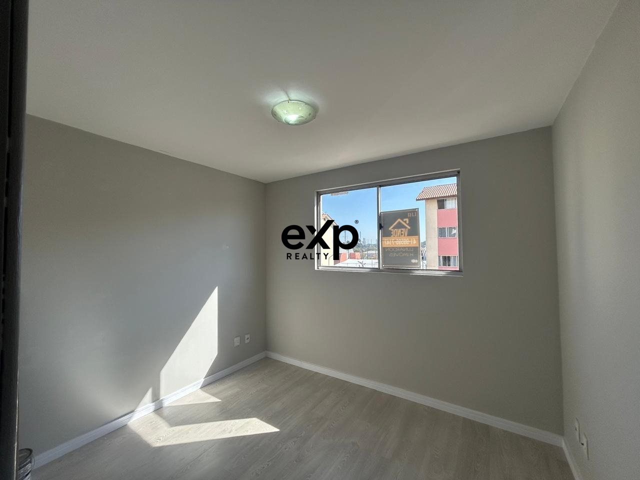 Apartamento à venda em Curitiba, Avenida Pero Vaz de Caminha, Número 700 tatuquara Curitiba 81470-096, 42 m²