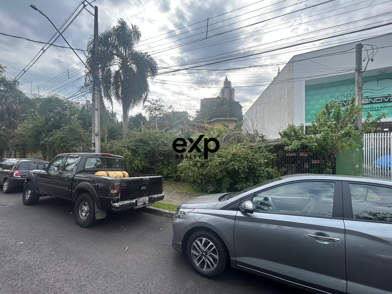 Terreno à venda em Curitiba, Alameda Princesa Izabel 3018 Bigorrilho Curitiba 80730-080, 513 m²