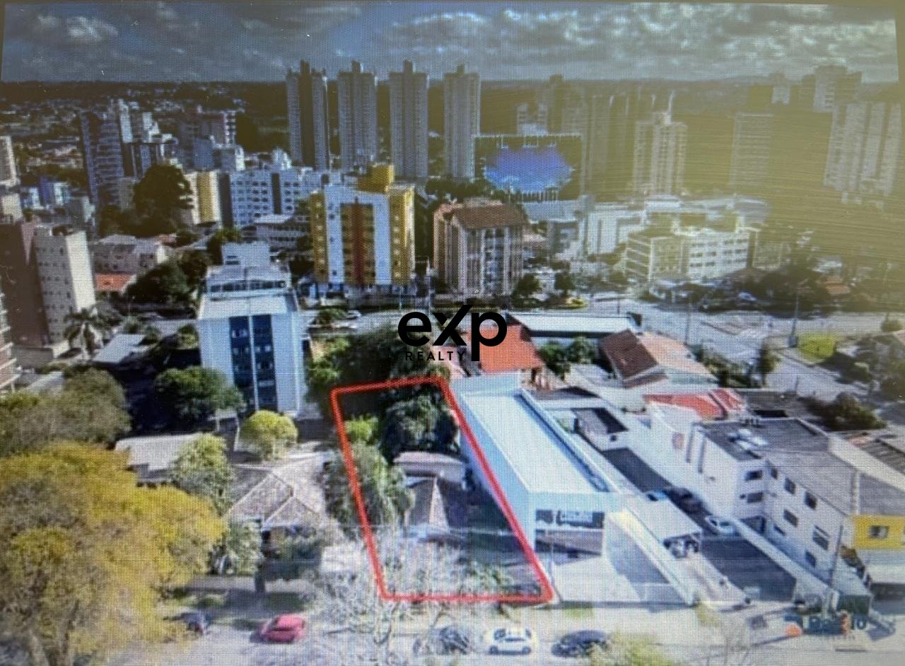 Terreno à venda em Curitiba, Alameda Princesa Izabel 3018 Bigorrilho Curitiba 80730-080, 513 m²