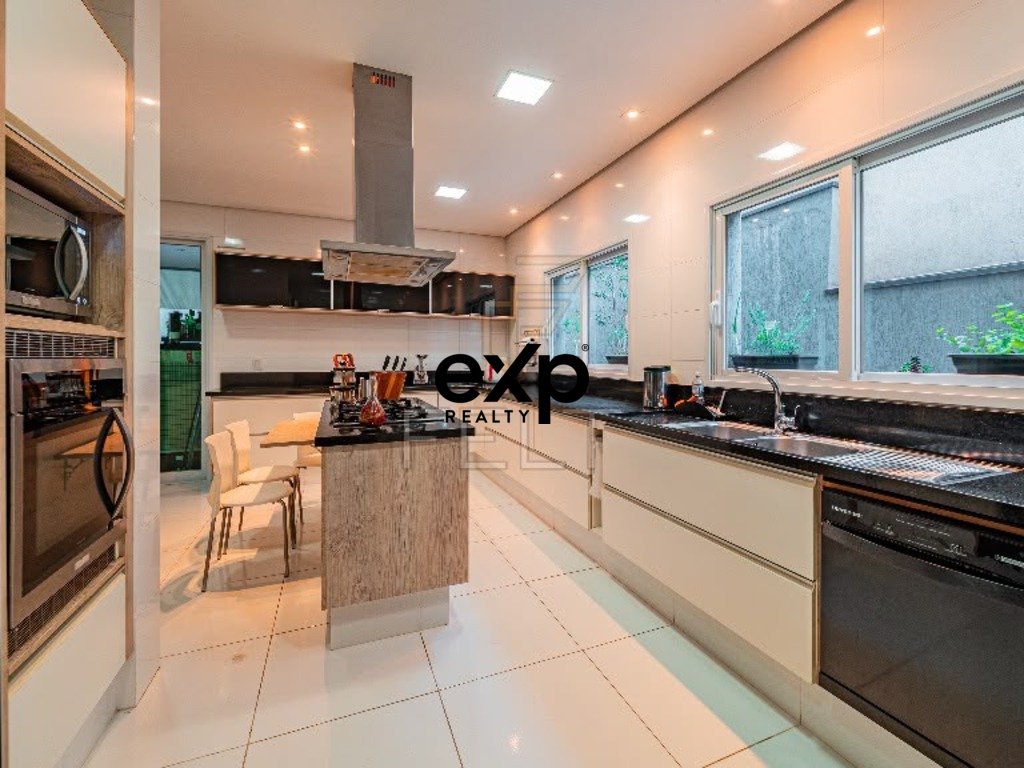House for rent in Santana de Parnaíba, Cerejeira 85 Tamboré Santana de Parnaíba 06543-260, 400 m²