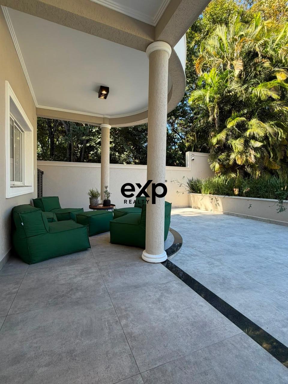 Casa em Condomínio à venda em Valinhos, Geraldo de Gasperi 695 Chácaras São Bento Valinhos 13278-085, 780 m²