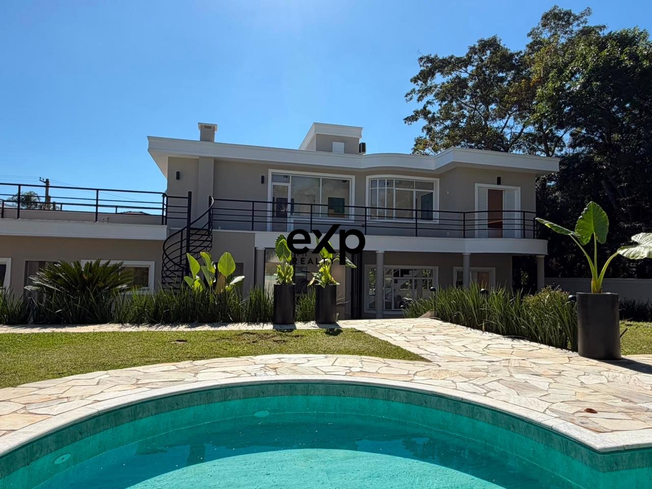 Casa em Condomínio à venda em Valinhos, Geraldo de Gasperi 695 Chácaras São Bento Valinhos 13278-085, 780 m²