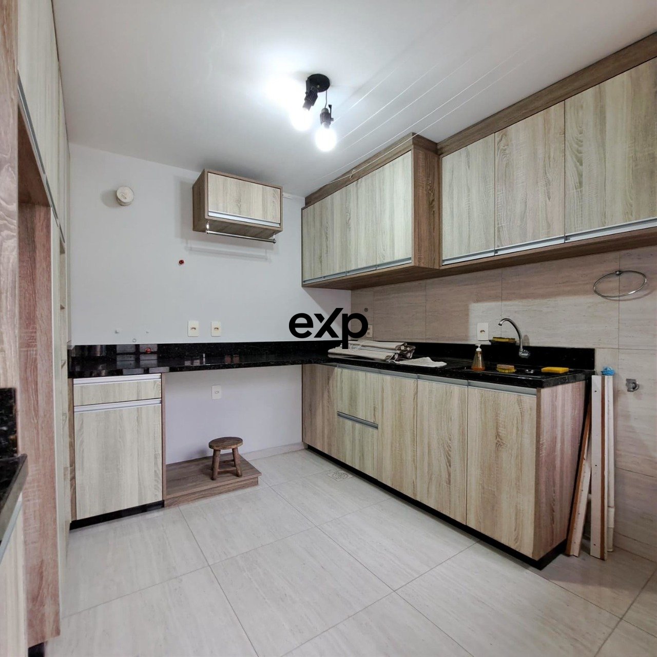 Casa à venda em Blumenau, Sabiá 93 Água Verde Blumenau 89037-385, 214 m²