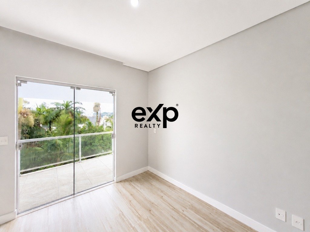 Casa à venda em Blumenau, Monte Castelo 419 Velha Blumenau 89036-085, 774 m²
