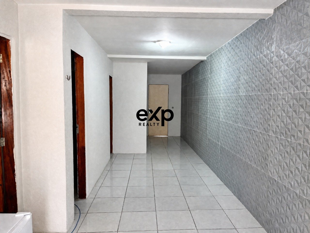 Casa à venda em Fortaleza, Rua C 100 Passaré Fortaleza 60742-530, 150 m²