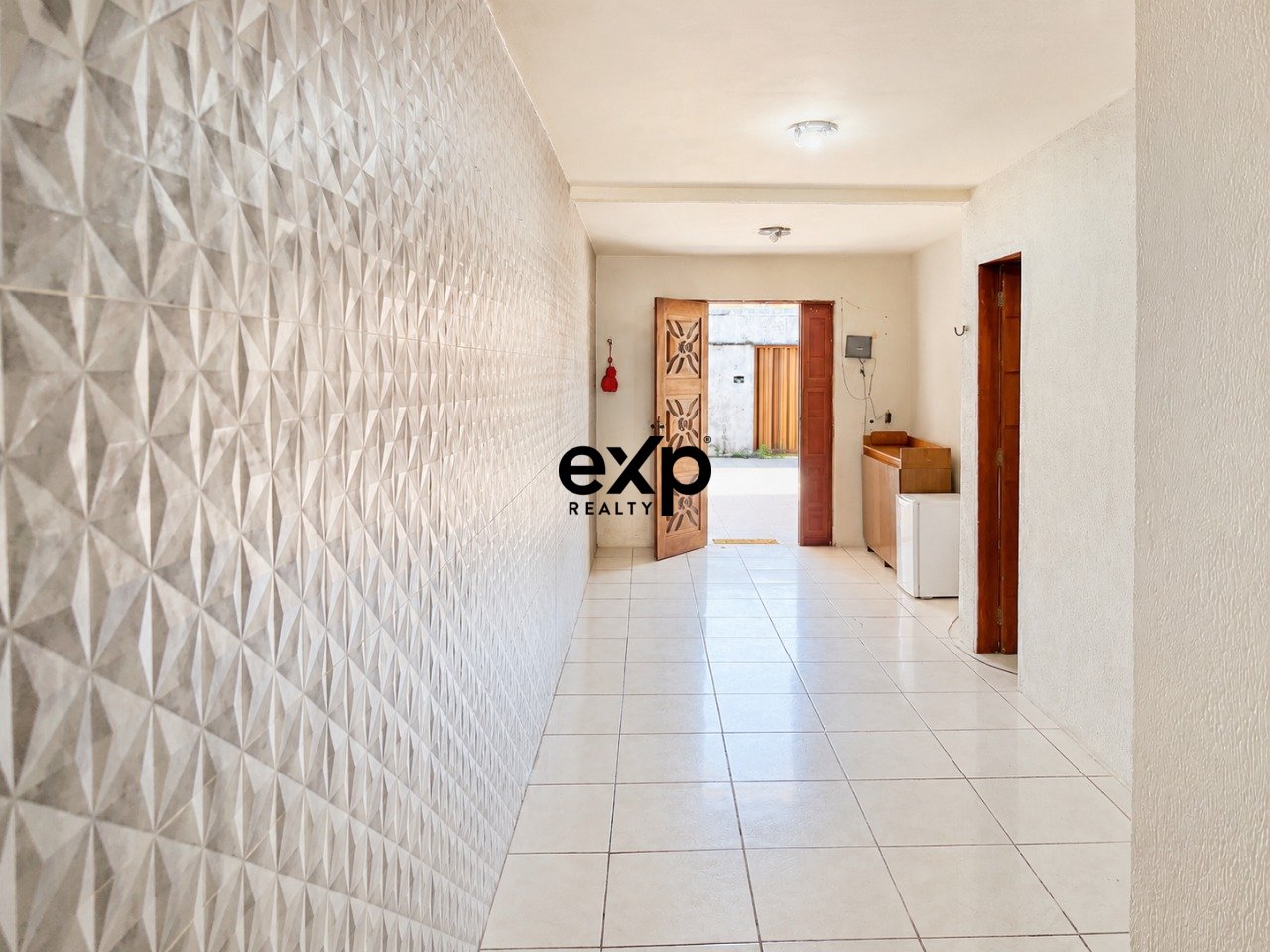 Casa à venda em Fortaleza, Rua C 100 Passaré Fortaleza 60742-530, 150 m²