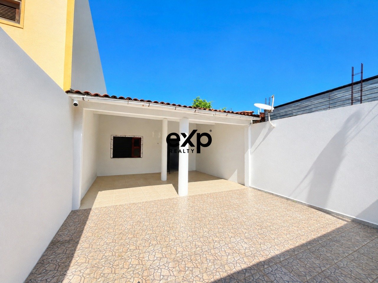 Casa à venda em Fortaleza, Rua C 100 Passaré Fortaleza 60742-530, 150 m²