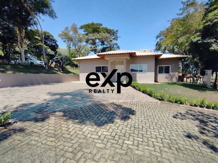 Casa nova e completa à venda no Condomínio Estância da Árvore | 2 suítes, sauna e espaço gourmet