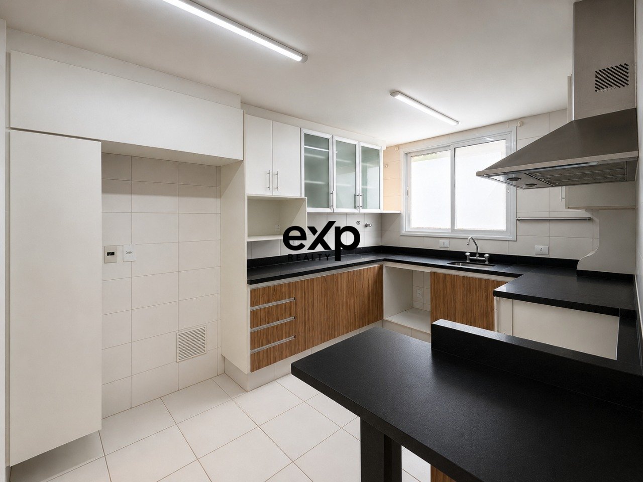 Casa em Condomínio à venda em Campinas, Jorge de Figueiredo Corrêa 503 Parque Taquaral Campinas 13087-261, 310 m²
