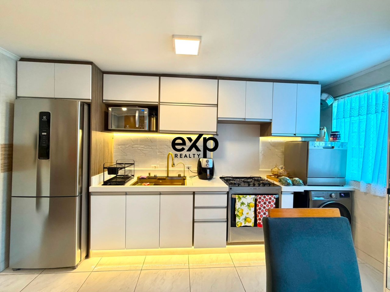 Apartment for sale in São José dos Pinhais, Barão do Cerro Azul 3025 Bom Jesus São José dos Pinhais 83005-430, 75 m²