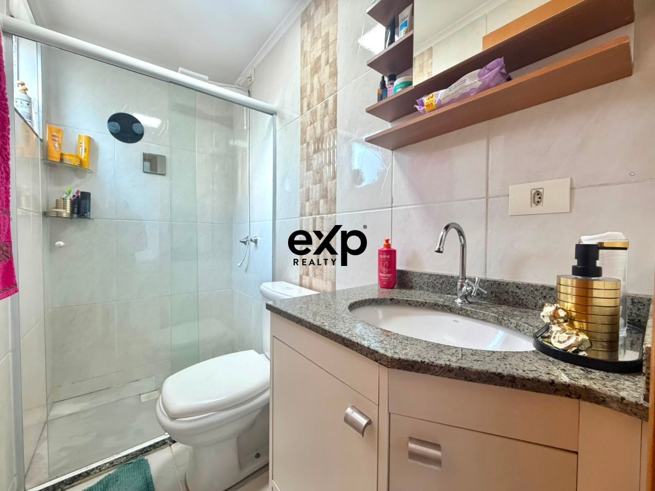 Apartment for sale in São José dos Pinhais, Barão do Cerro Azul 3025 Bom Jesus São José dos Pinhais 83005-430, 75 m²