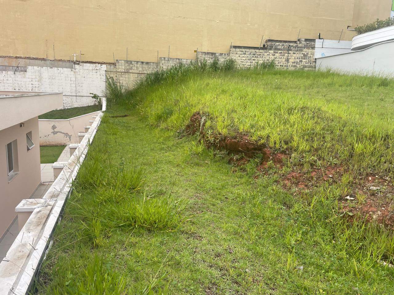 Terreno à venda em Valinhos, Martinho Leardine 150 Chácaras Silvania Valinhos 13271-650, 500 m²
