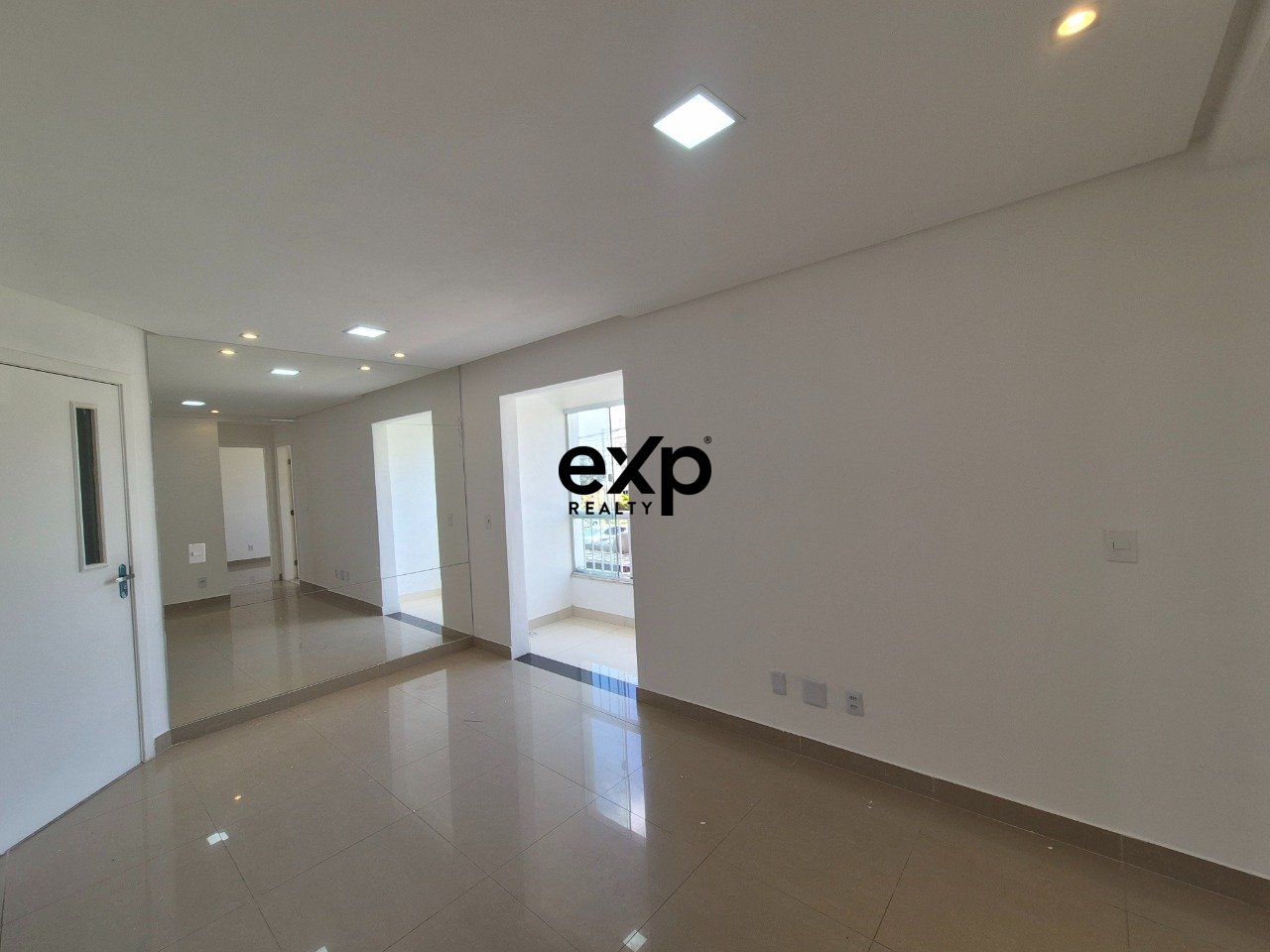 Apartamento à venda em Camaçari, Rua Colonia Boa Uniao 1 Abrantes Camaçari 42821-900, 70 m²