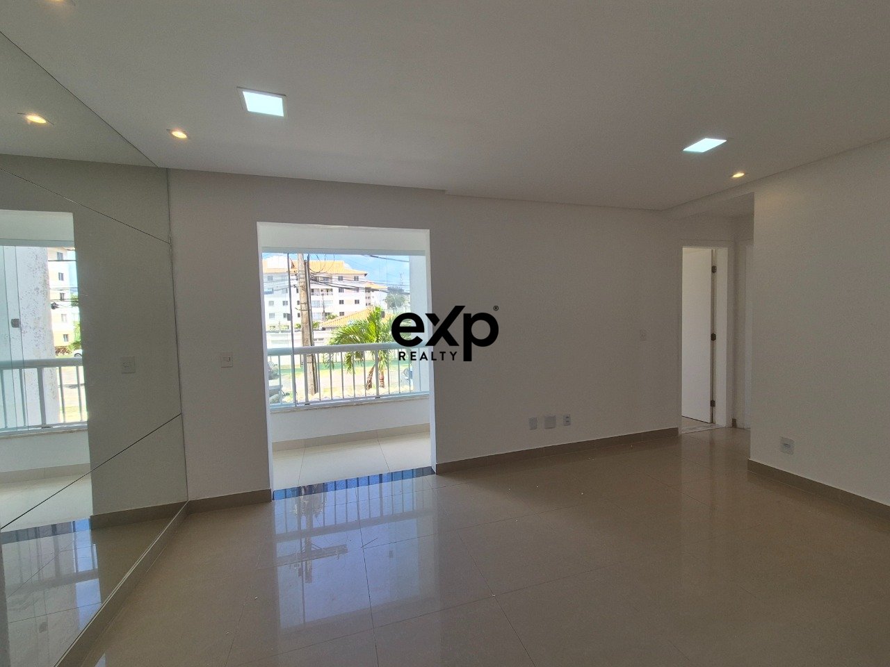 Apartamento à venda em Camaçari, Rua Colonia Boa Uniao 1 Abrantes Camaçari 42821-900, 70 m²