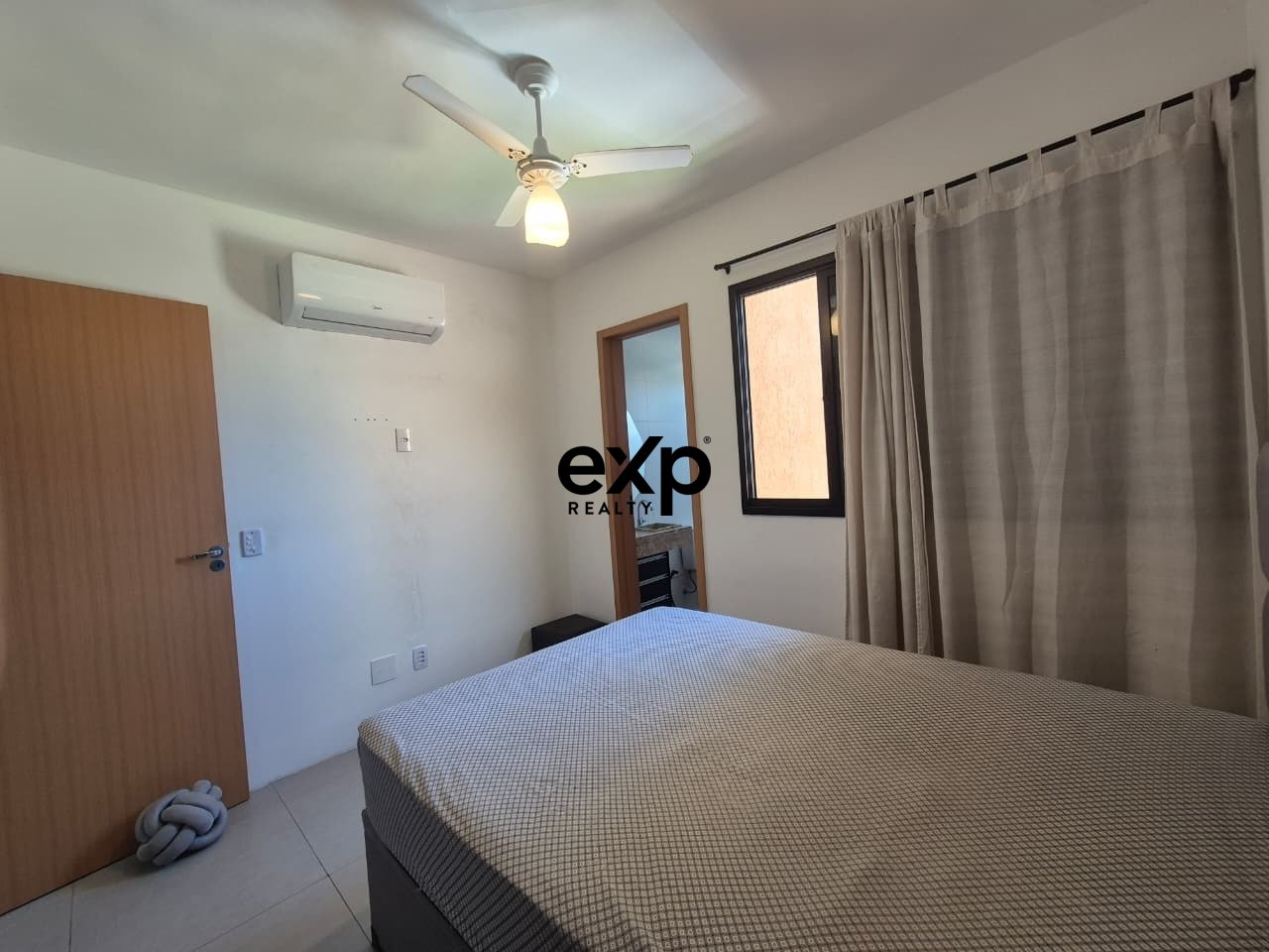 Apartamento para alugar em Lauro de Freitas, Felicia Cardoso dos Santos 269 Buraquinho Lauro de Freitas 42710-140, 65 m²