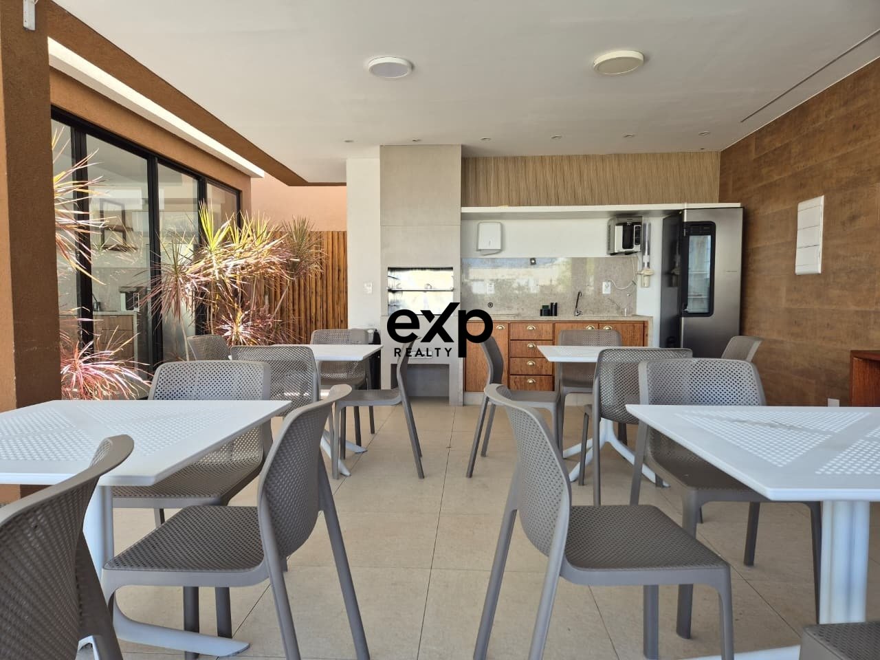Apartamento para alugar em Lauro de Freitas, Felicia Cardoso dos Santos 269 Buraquinho Lauro de Freitas 42710-140, 65 m²