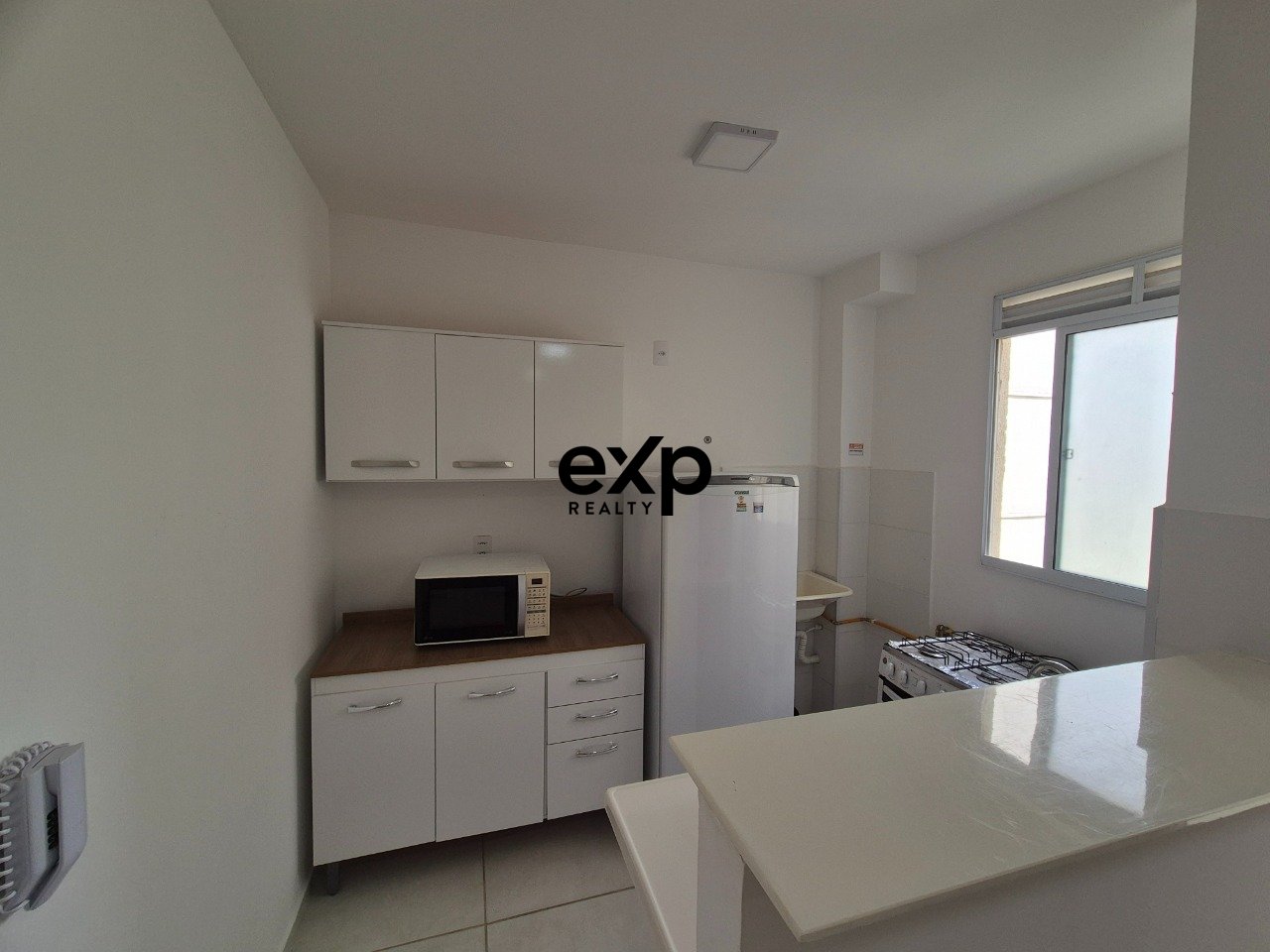 Apartamento à venda em Camaçari, Rua Caraiva 1 Alphaville (abrantes) Camaçari 42822-004, 42 m²