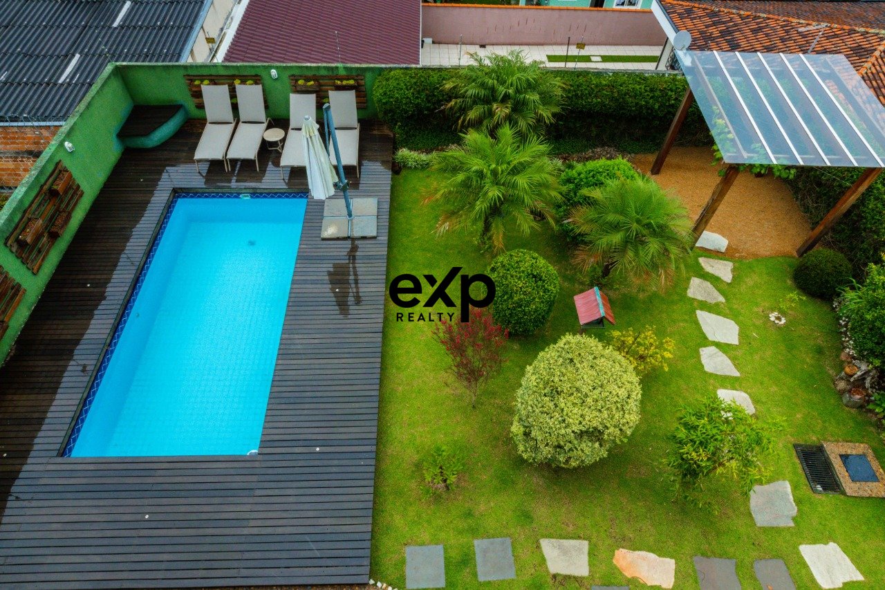 Casa à venda em Curitba, Rua Manoel Amálio de Souza 335 Vista Alegre Curitba 80820-560, 533 m²
