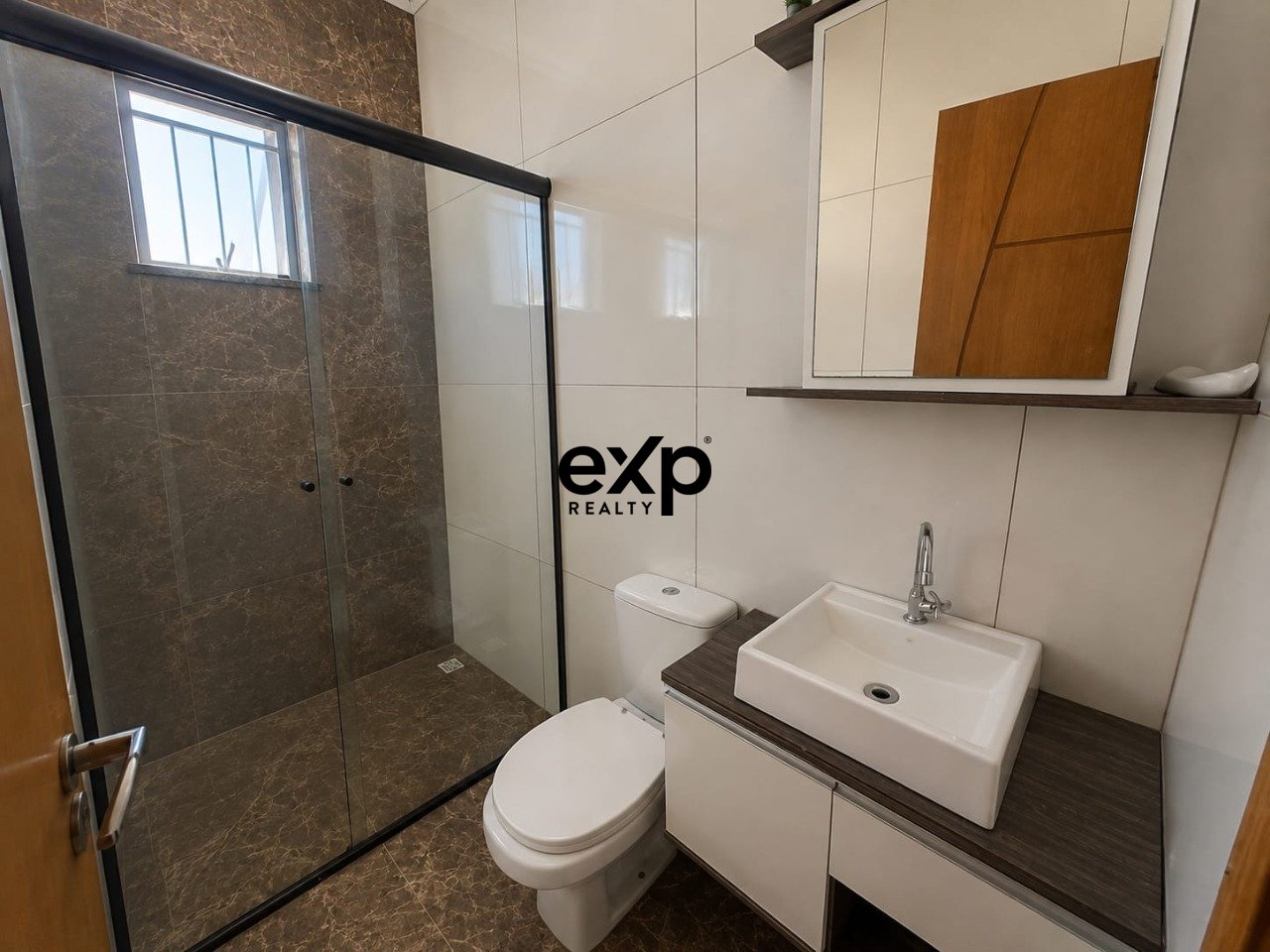 Casa à venda em Ponta Grossa, Silvio da Rocha 4 Chapada Ponta Grossa 84062-352, 365 m²