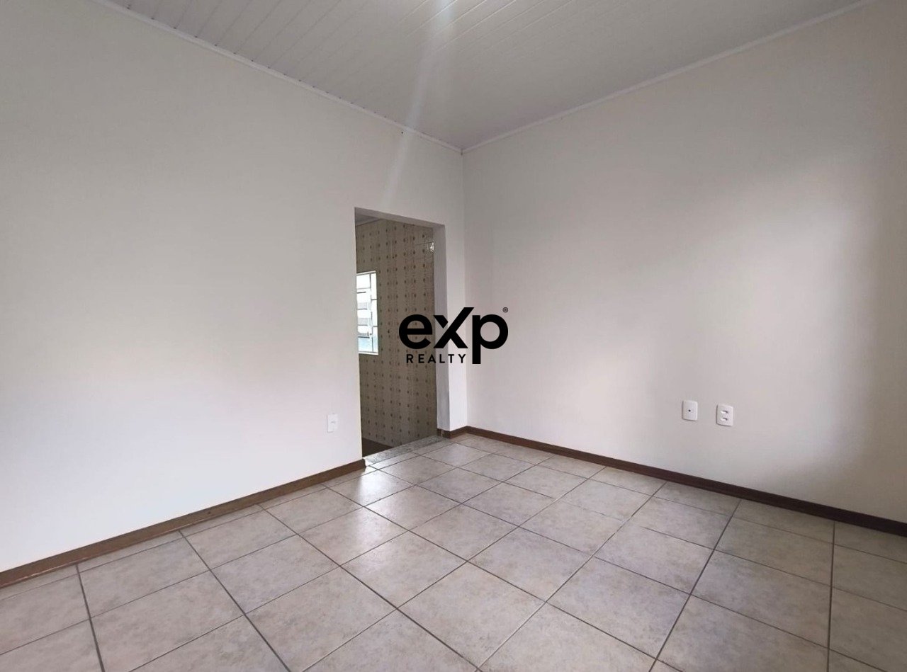 Casa à venda em Valinhos, João Capovilla Filho 31 Castelo Valinhos 13271-330, 250 m²