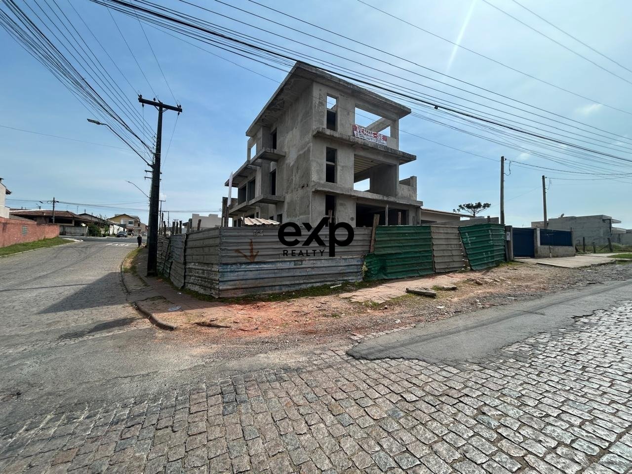 Sobrado à venda em Campo Largo, Alcebíades Affonso Guimarães 3760 Jardim São Vicente Campo Largo 83602-210, 354 m²