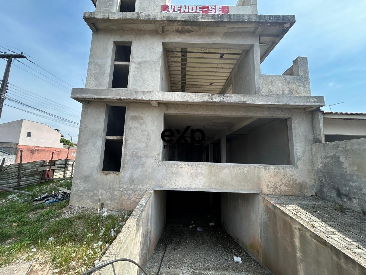 Sobrado à venda em Campo Largo, Alcebíades Affonso Guimarães 3760 Jardim São Vicente Campo Largo 83602-210, 354 m²