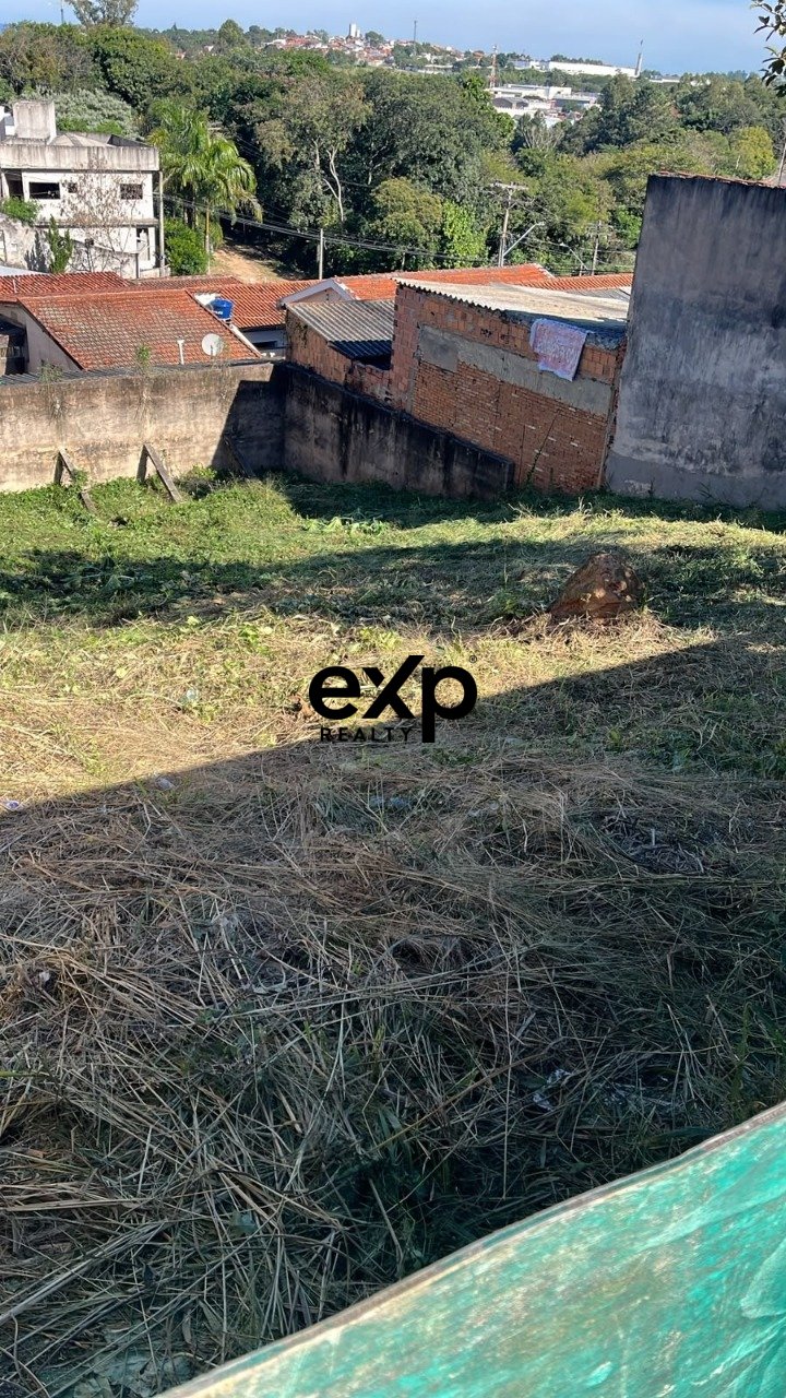 Terreno à venda em Valinhos, Amabile Bersan dos Santos 110 Jardim Santo Antônio Valinhos 13277-030, 333 m²
