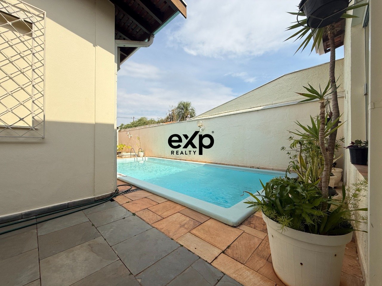 House for sale in Campinas, Doutor Luciano Venere Decourt 100 Cidade Universitária Campinas 13083-740, 450 m²