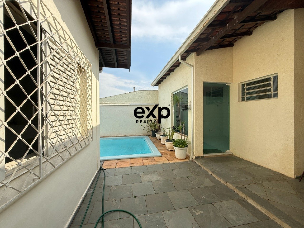 House for sale in Campinas, Doutor Luciano Venere Decourt 100 Cidade Universitária Campinas 13083-740, 450 m²