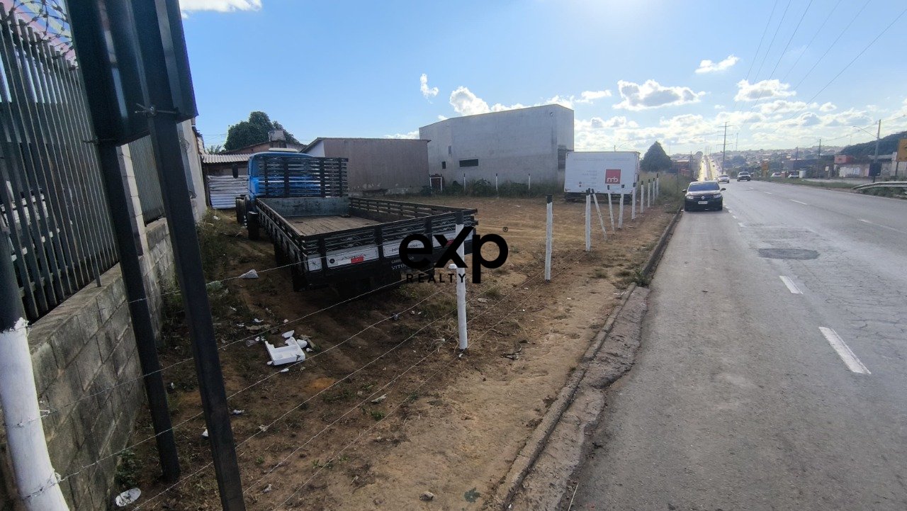 Terreno à venda em Aparecida de Goiânia, Dom Pedro 1 Setor Garavelo Aparecida de Goiânia 74930-295, 523 m²