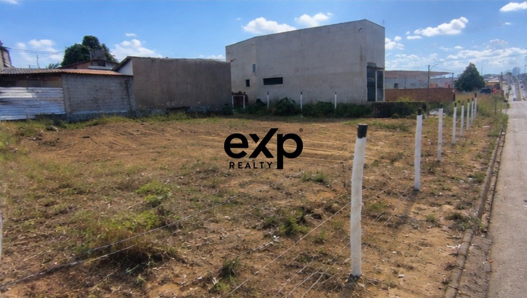 Terreno à venda em Aparecida de Goiânia, Dom Pedro 1 Setor Garavelo Aparecida de Goiânia 74930-295, 523 m²