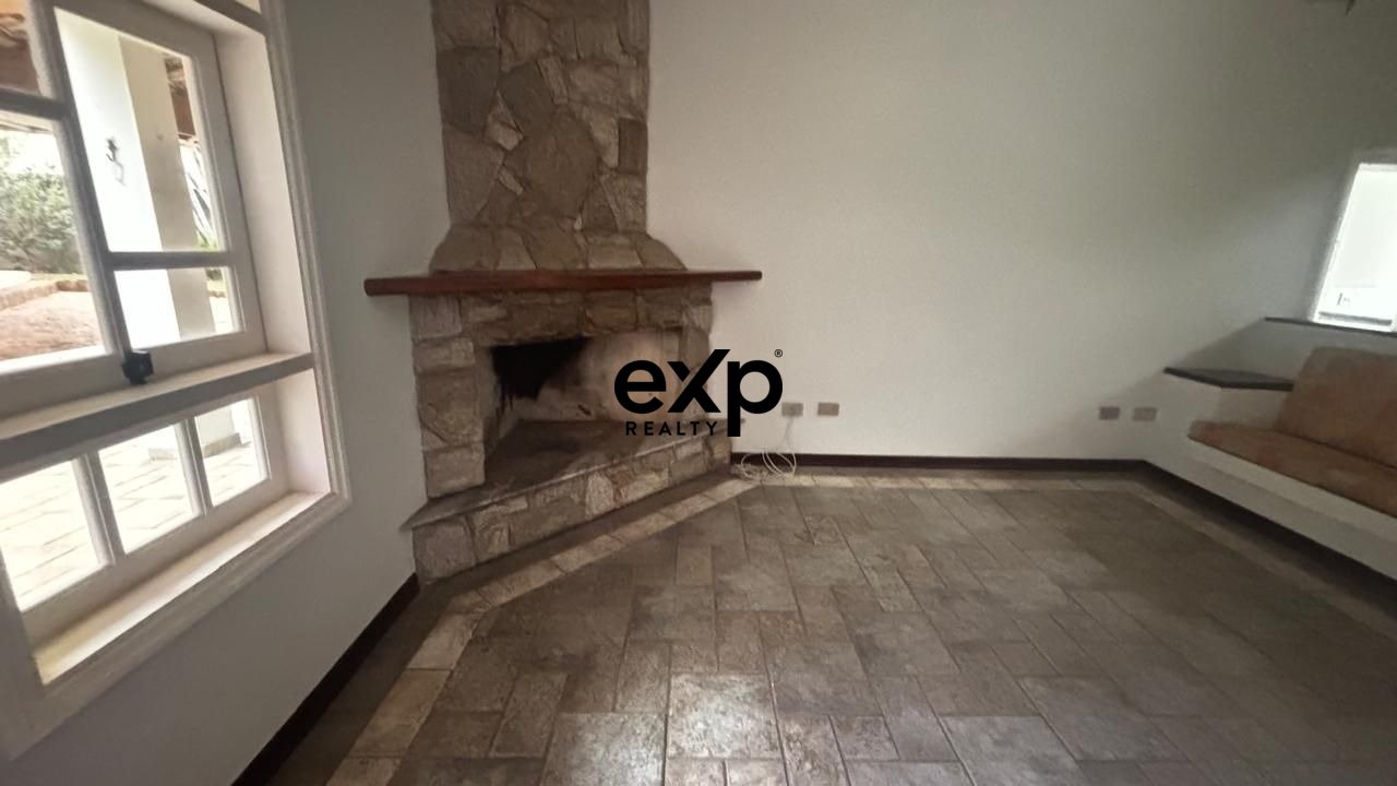 Casa em Condomínio à venda em Vinhedo, Casa Branca 3 Marambaia Vinhedo 13287-052, 1000 m²