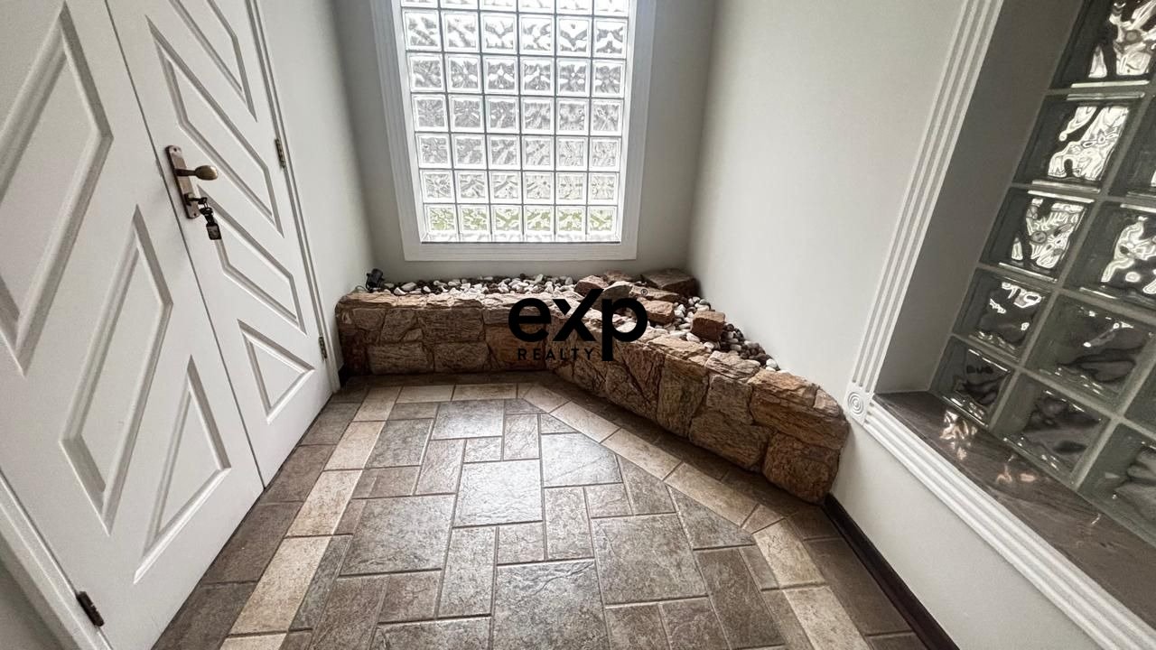 Casa em Condomínio à venda em Vinhedo, Casa Branca 3 Marambaia Vinhedo 13287-052, 1000 m²