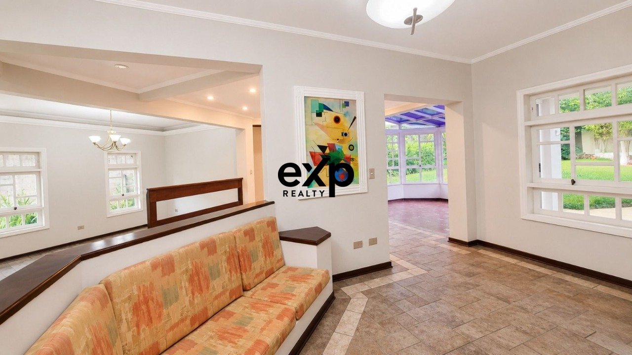 Casa em Condomínio à venda em Vinhedo, Casa Branca 86 Marambaia Vinhedo 13287-052, 316 m²