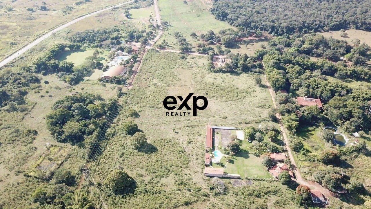 Rural Property for sale in Goiânia, Lírios 550 Village Casa Grande Goiânia 74690-805, 48000 m²